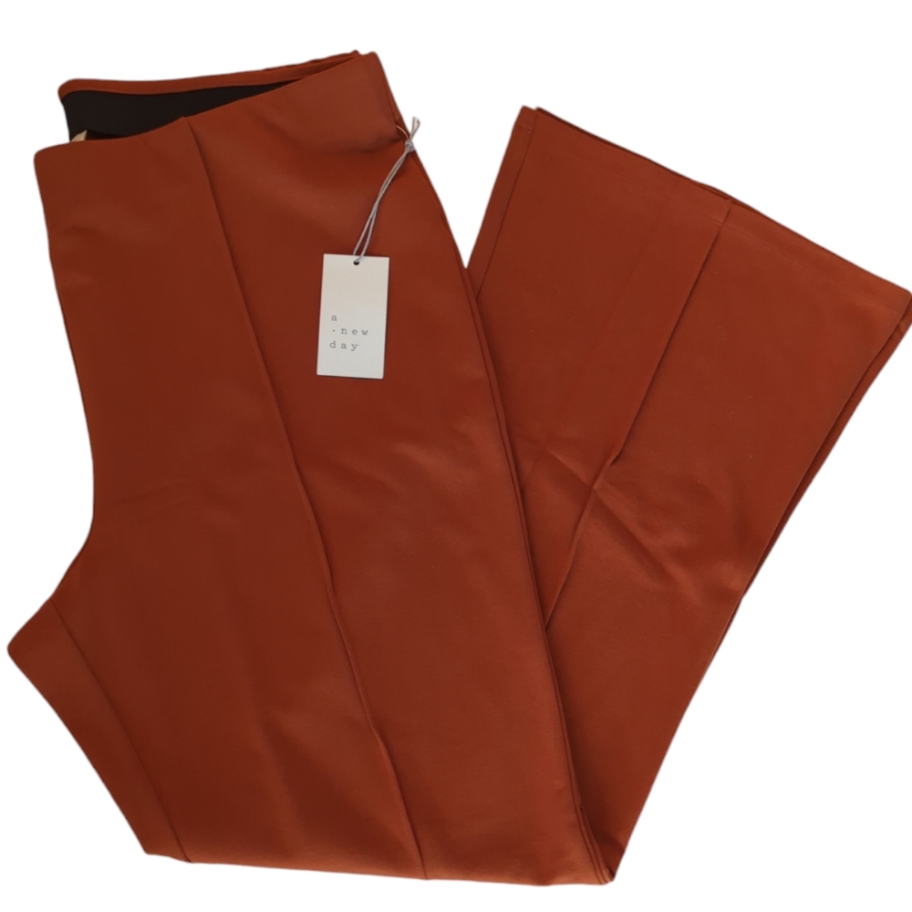 NWT A New Day Rayon Blend Flare Pant 1X Brown